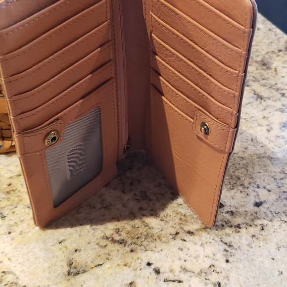 Fossil saddle bag purse and wallet set - Picture 3 of 5